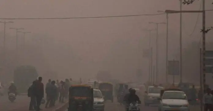 Lucknow Bench of Allahabad HC asks UP Govt and State Public Pollution Board about steps taken to curb Air Pollution Lucknow Bench of Allahabad HC asks UP Govt and State Public Pollution Board about steps taken to curb Air Pollution