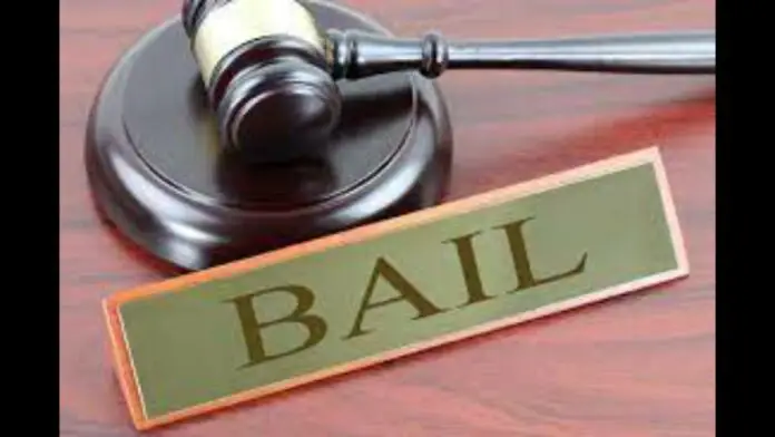 Bombay HC grants pre-arrest bail to a man accused of sending Triple Talaq through SMS Bombay HC grants pre-arrest bail to a man accused of sending Triple Talaq through SMS